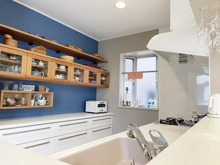 吊戸棚を撤去して、すっきり機能的な対面キッチンに　世田谷区M様邸